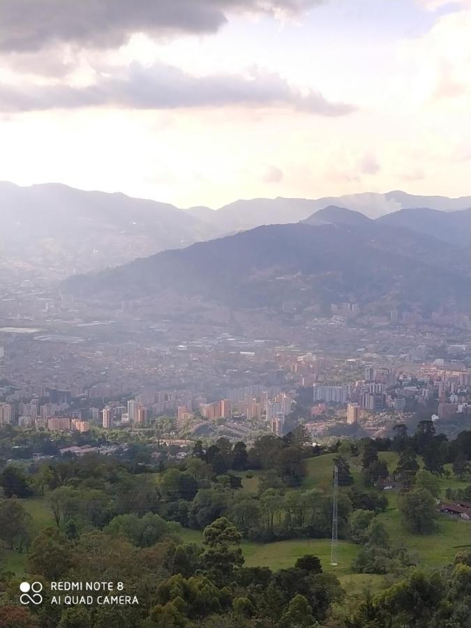 Pa Pasiar Hostal Medellín Exterior foto